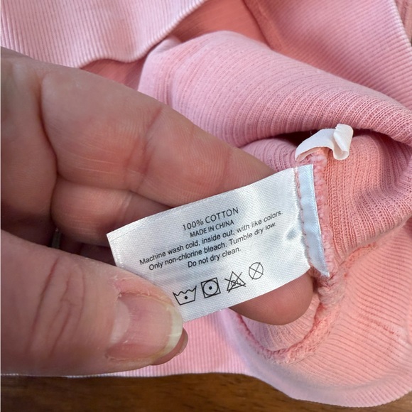Women’s Ivy+Cloth Pink sweatshirt Shirt with XOXO Design 100% cotton size large - Picture 6 of 8